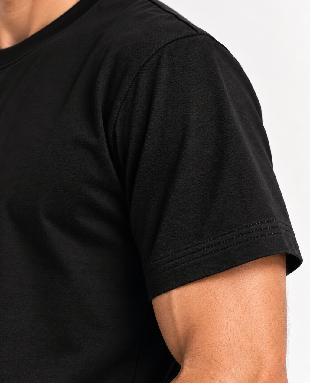 T-Shirt Black Round Neck | Sorona Line Men